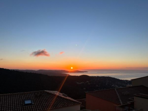 Appartement avec vue mer exceptionnelle et piscine
